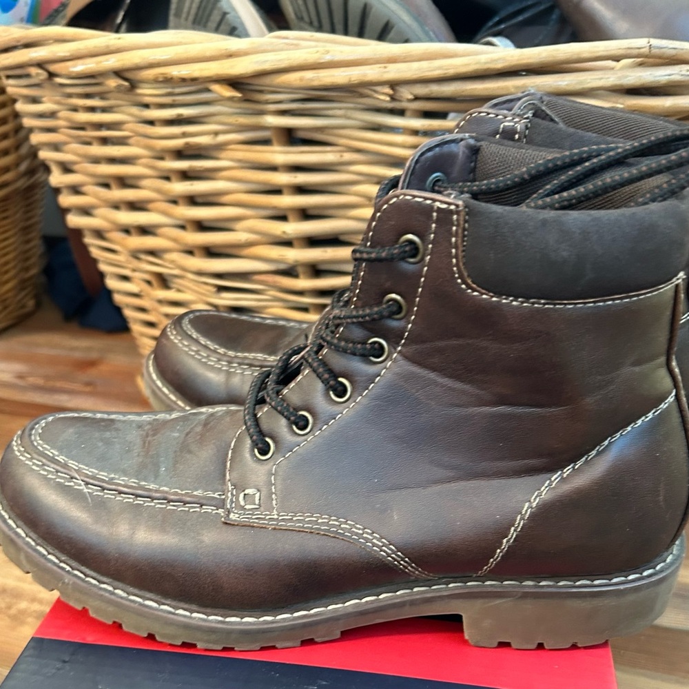 Madden Leather boots size 8